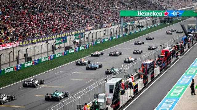 世界杯手机软件安装-F1中国大奖赛观赛总人次创下近20年新高，孕育中国赛车文化新生态|上海|车迷|车手|卡片|卡卡_新浪体育_新浪新闻